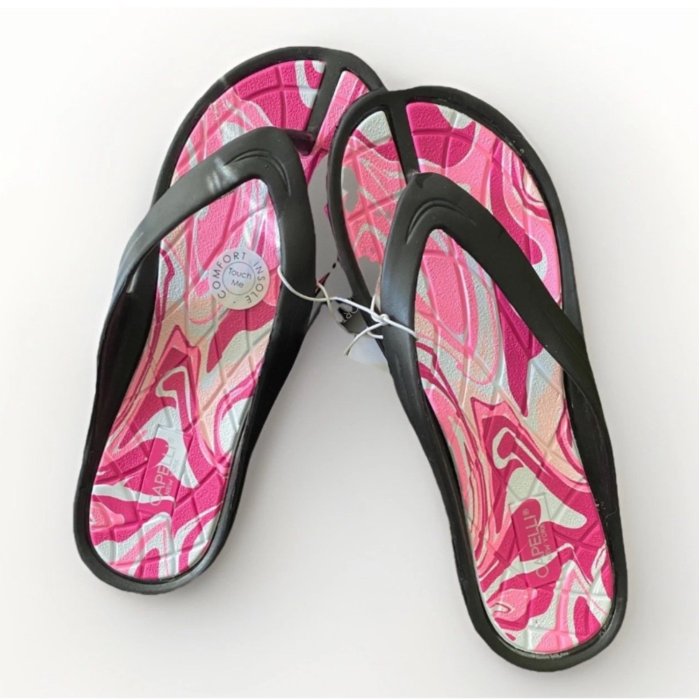 Comfortable Black and Pink Flip-Flops~~Capelli New York~~ Women’s Sz 8~~NWT~~🩷